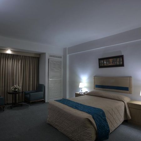 Hotel Purbani International Ltd. Dhaka Extérieur photo