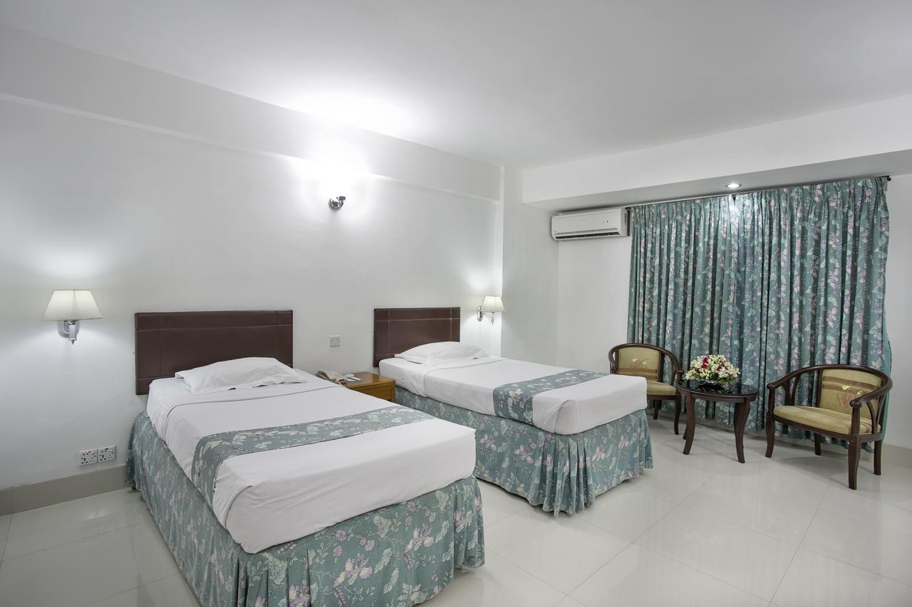 Hotel Purbani International Ltd. Dhaka Extérieur photo