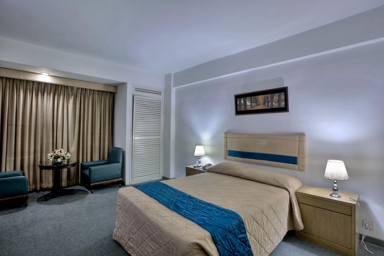 Hotel Purbani International Ltd. Dhaka Extérieur photo
