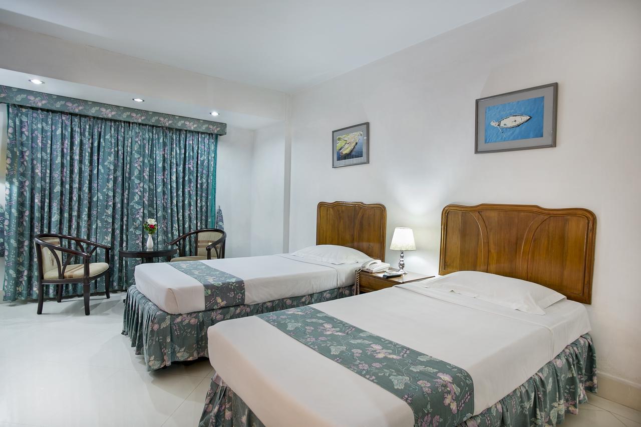 Hotel Purbani International Ltd. Dhaka Extérieur photo
